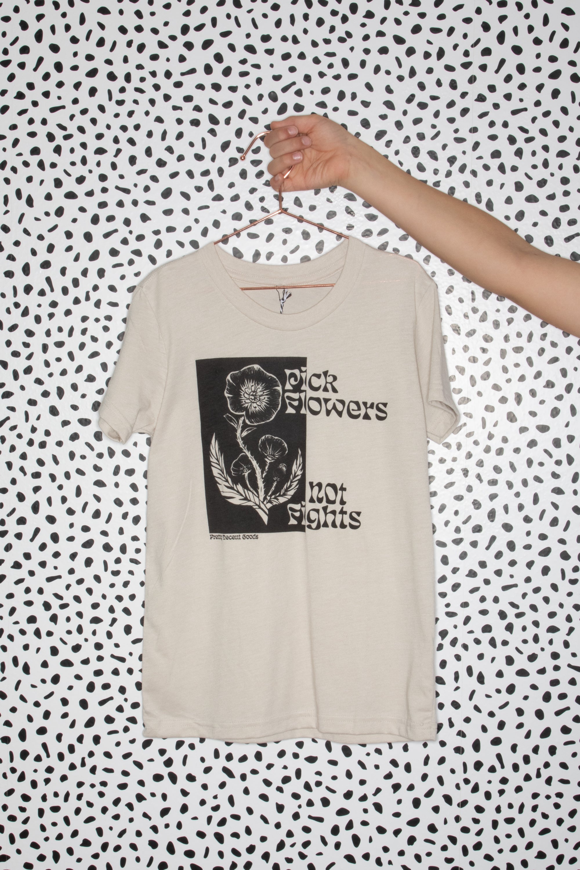 PDGoods Originals - Pick Flowers, Not Fights - Kids TShirt